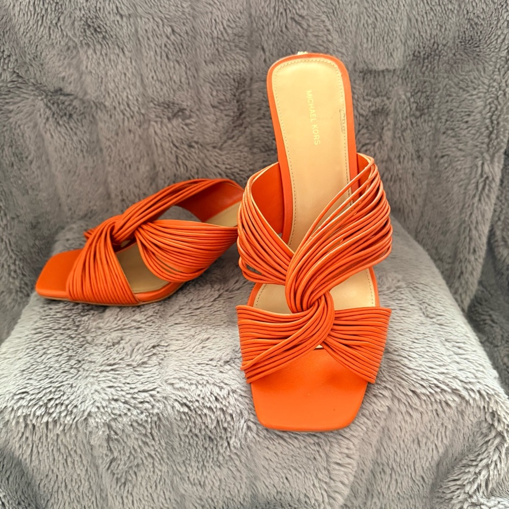 Michael Kors Orange Knotted Heels - Picture 6 of 8